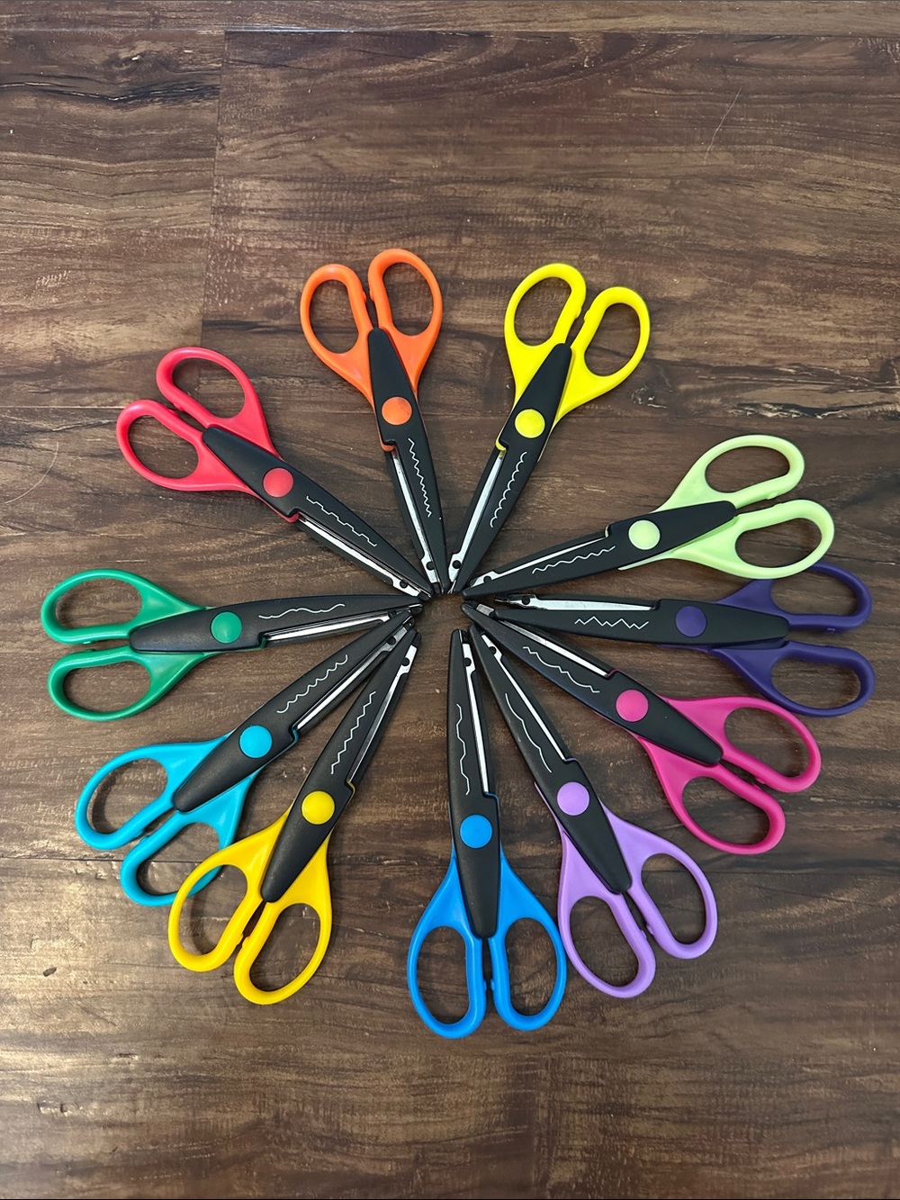 Scrapbook Scissors ✂️ Assorted Multicolor Decorative Edge Craft Scissors - Pack